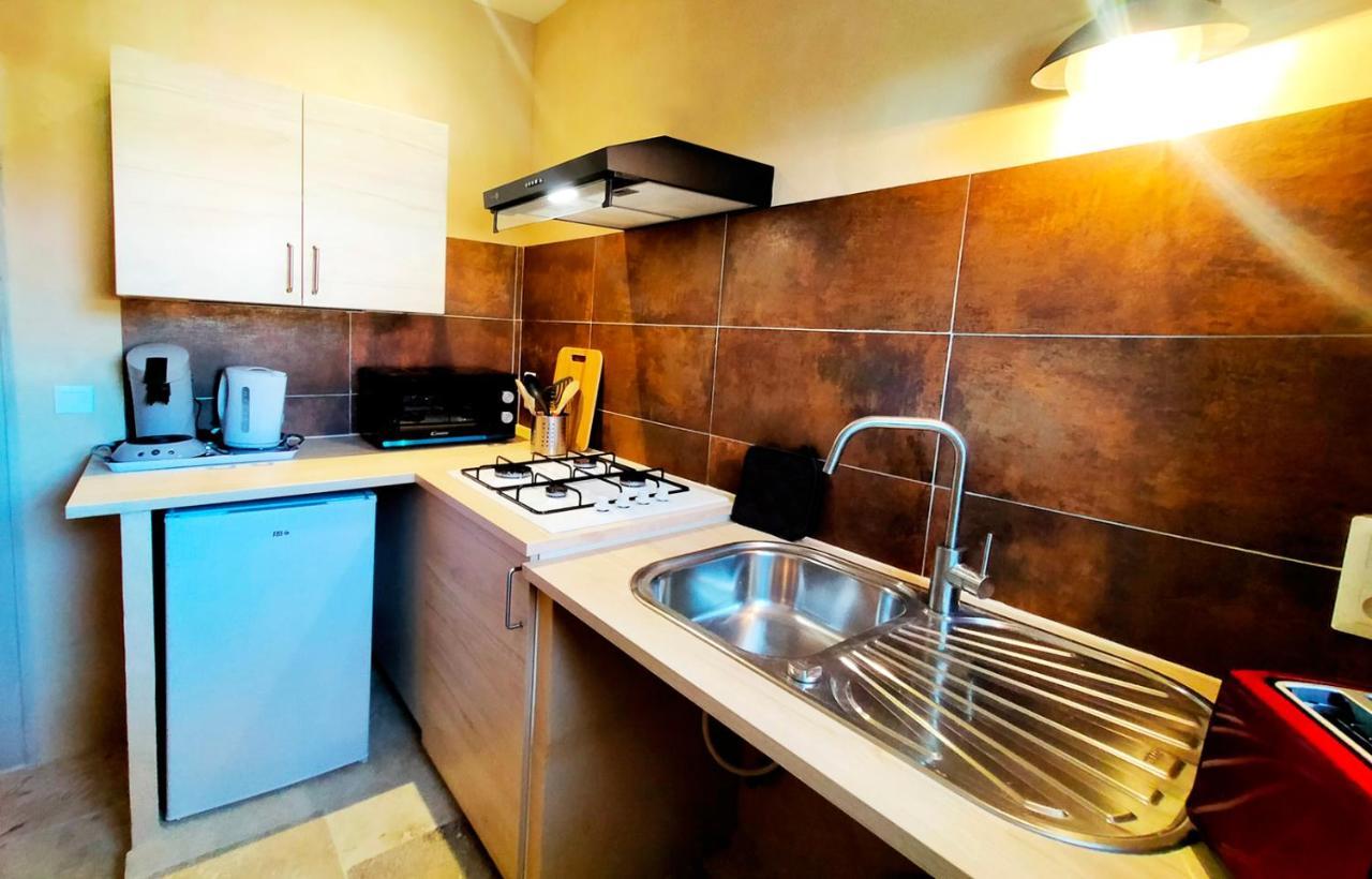 Mas Des Broussonnetiers Apartment Баряк Екстериор снимка