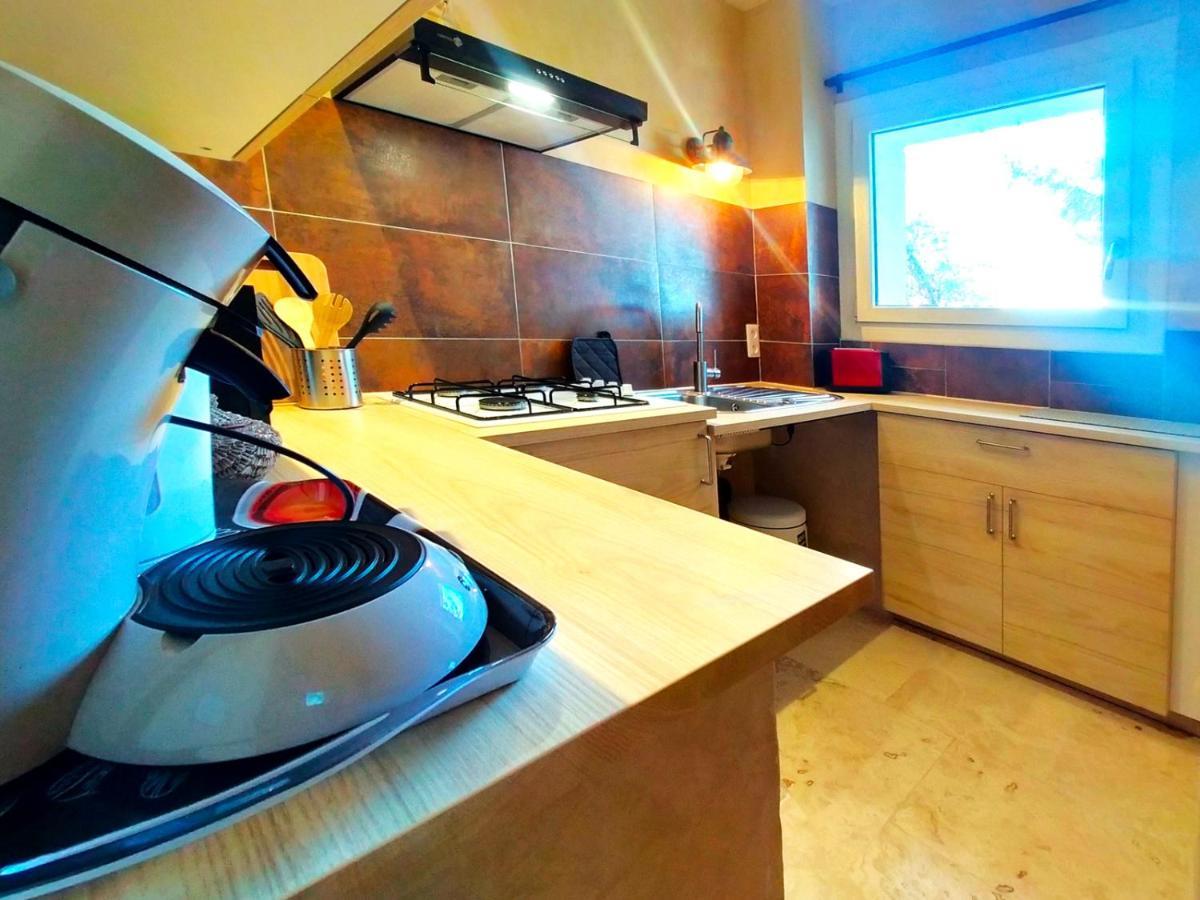 Mas Des Broussonnetiers Apartment Баряк Екстериор снимка
